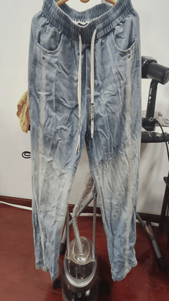 Jeans wrinkle removal demo